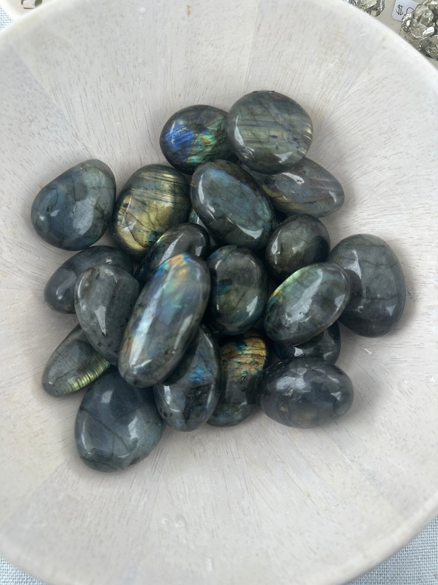 Labradorite Palmstone *INTUITIVELY CHOSEN*